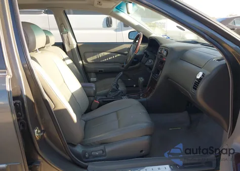 1999 Infiniti I30 Limited/Standard/Touring z USA, uszkodzony, nr VIN JNKCA21A5XT772546